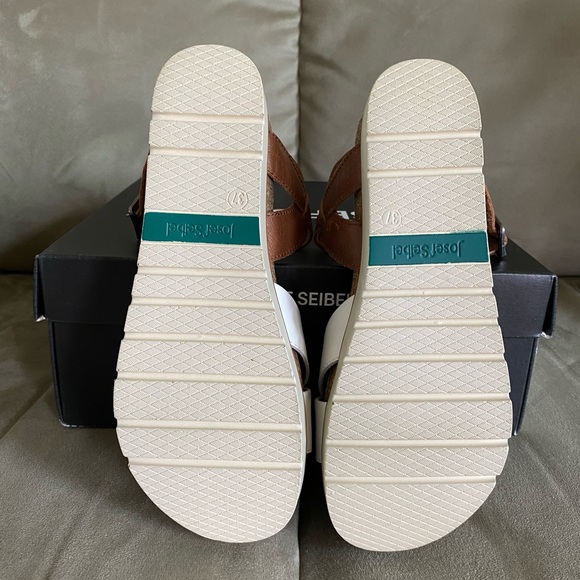 NIB Josef Seibel “Clea 10” White Kombi ladies wedge platform sandals, size EU 37 - Picture 11 of 12